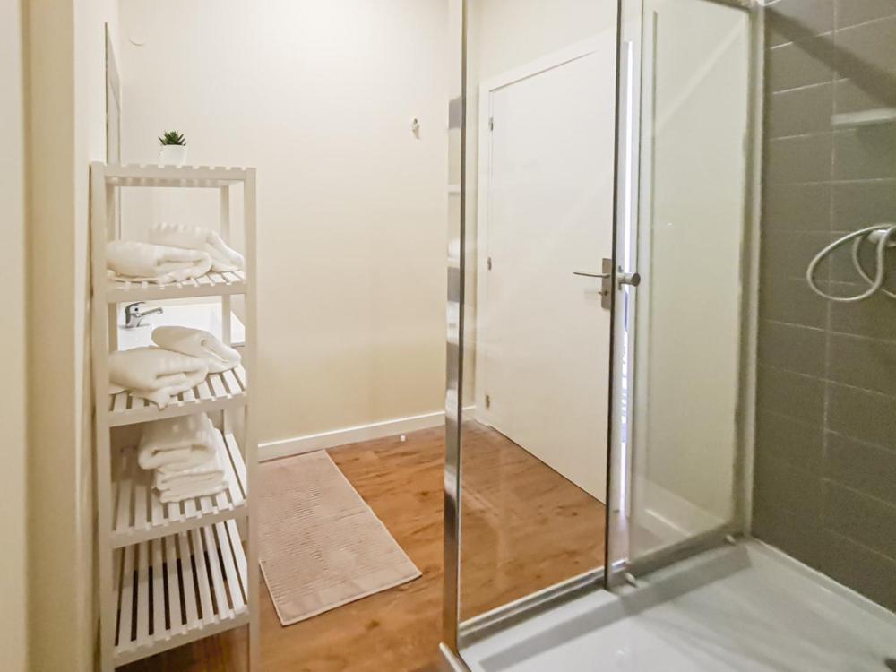 Santa Catarina Porto Housing Apartment Bagian luar foto