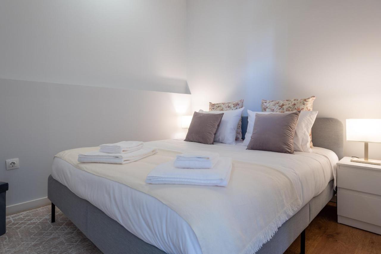 Santa Catarina Porto Housing Apartment Bagian luar foto
